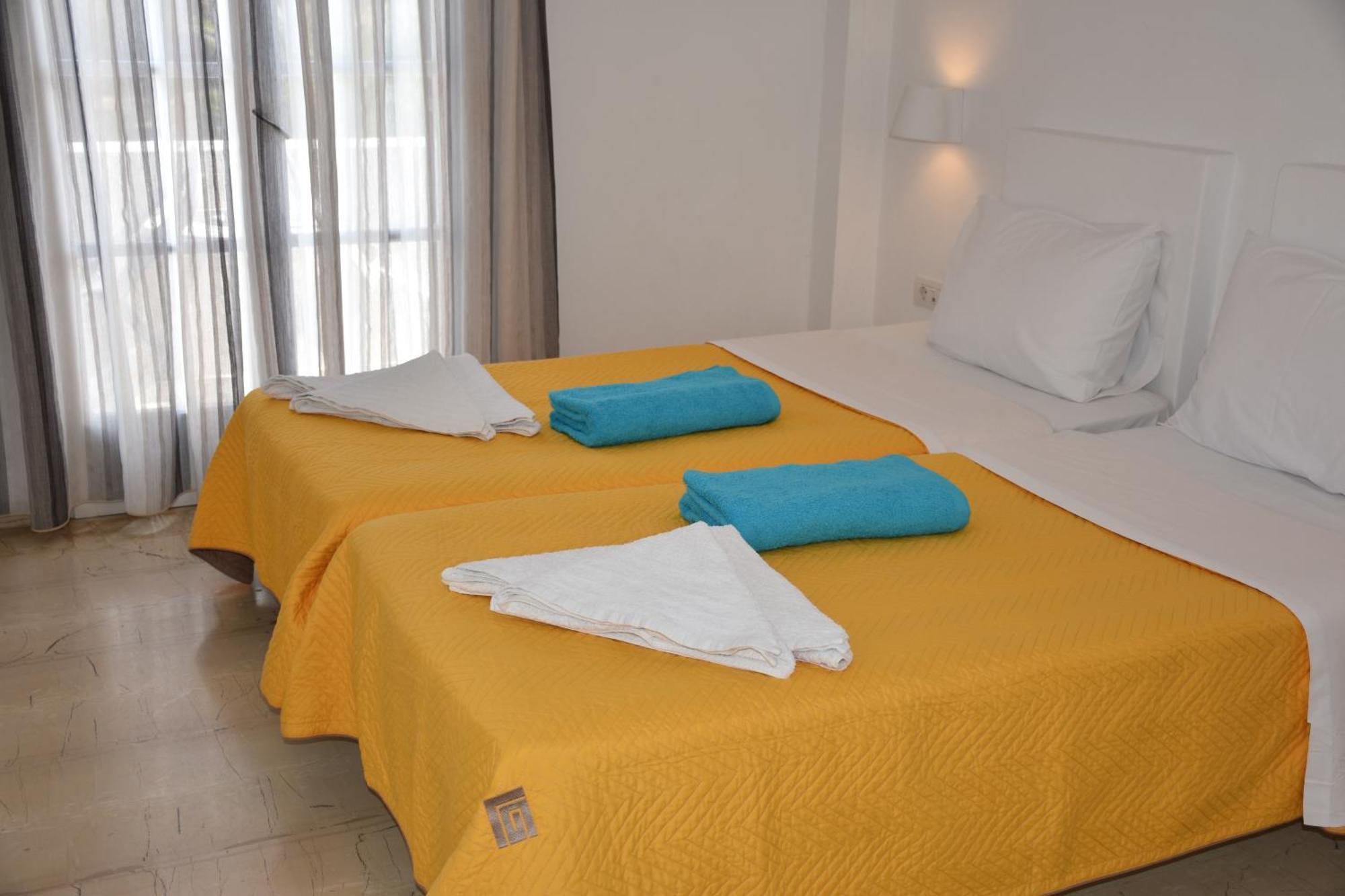 Arion Bay Hotel Santorini Kamári 객실 사진